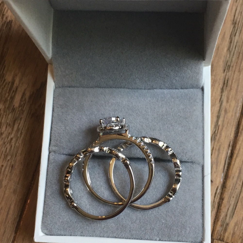 3pcs Solid Silver Engagement Ring Wedding Band Set - Picture 4 of 6